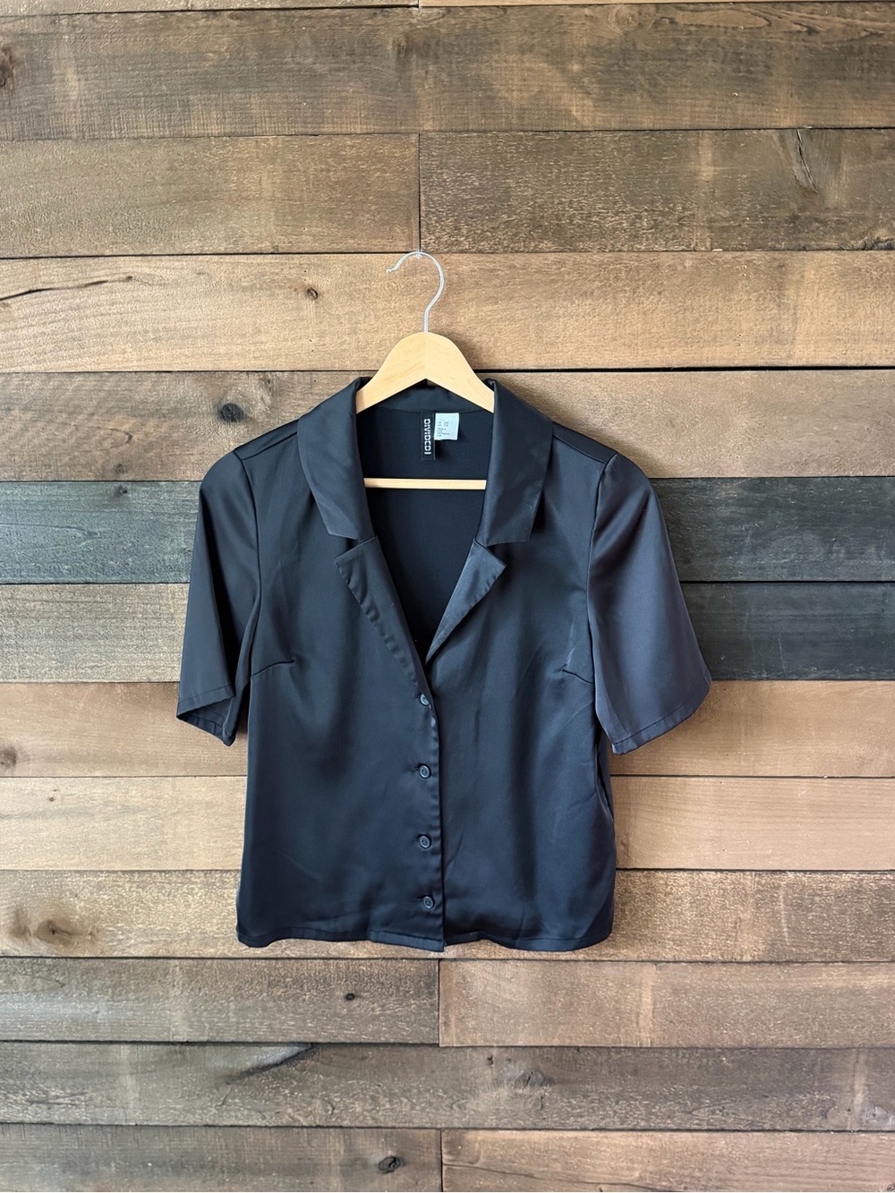 H&M Divided Black Satin Button Up Blouse Short Sleeve XXS